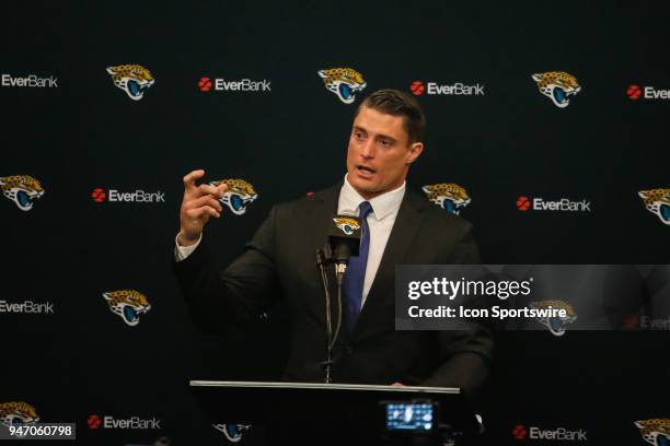 Jacksonville Jaguars linebacker Paul Posluszny speaks to the media during his retirement press conference on April 16, 2018 at EverBank Filed in...