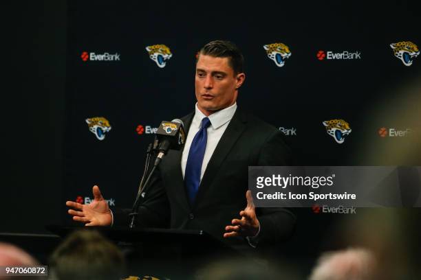 Jacksonville Jaguars linebacker Paul Posluszny speaks to the media during his retirement press conference on April 16, 2018 at EverBank Filed in...