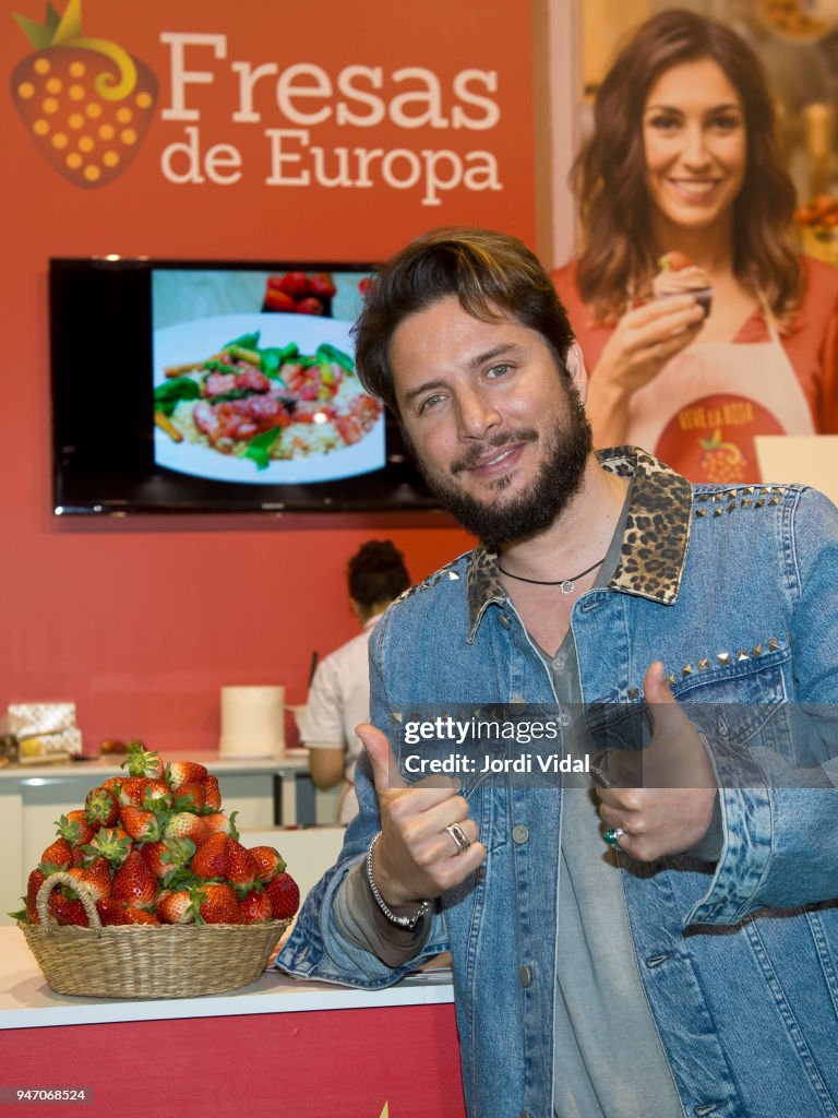 Manu Carrasco Promotes The Campaign 'Fresas de Europa: Vive la Roja'