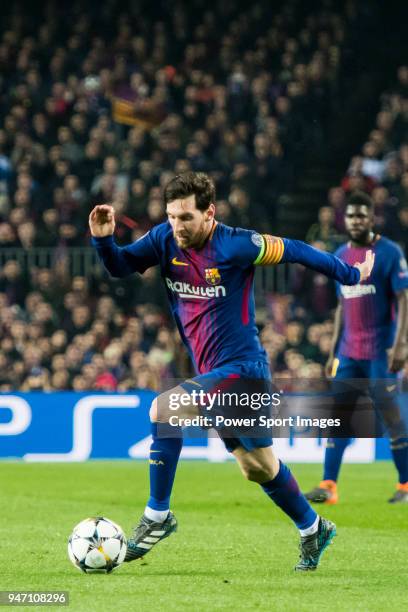 Lionel Andres Messi of FC Barcelona runs with the ball during the UEFA Champions League 2017-18 Round of 16 match between FC Barcelona and Chelsea FC...