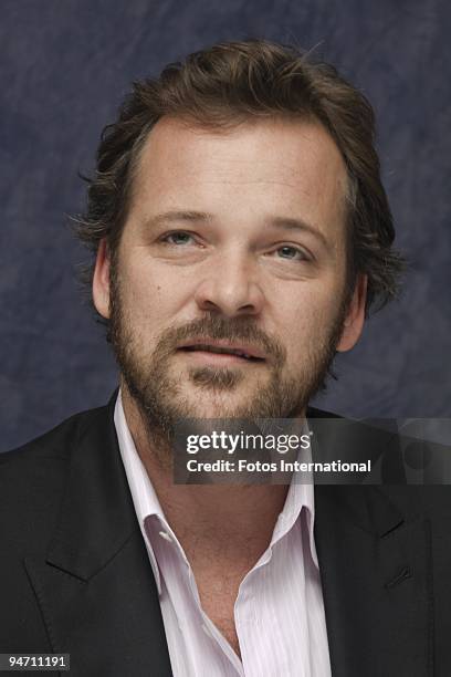 Peter Sarsgaard at The Beverly Wilshire Hotell in Beverly Hills, California on October 2, 2009. Reproduction by American tabloids is absolutely...