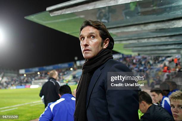 Head coach Bruno Labbadia of HSV looks on prior to the game against Hapoel Tel Aviv during their Group C UEFA Europa League match on December 17,...