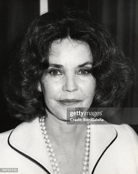 679 Jennifer Jones Actress Stock Photos, High-Res Pictures, and Images