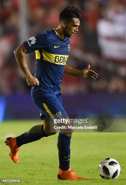 Emmanuel Mas of Boca Juniors drives the ball during a match between Independiente and Boca Juniors as part of Superliga 2017/18 on April 15, 2018 in...