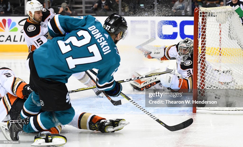 Anaheim Ducks v San Jose Sharks - Game Three