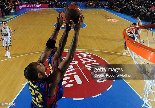 Terence Morris, #23 of Regal FC Barcelona in action during the Euroleague Basketball Regular Season 2009-2010 Game Day 8 between Regal FC Barcelona...