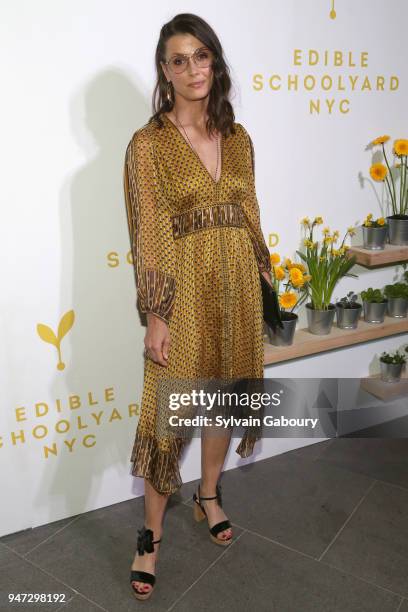 Bridget Moynahan attends Edible Schoolyard NYC 2018 Spring Benefit at 180 Maiden Lane on April 16, 2018 in New York City.