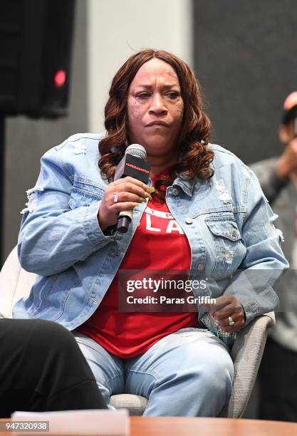 Spider Dee Rapper Sparky D Photos and Premium High Res Pictures - Getty Images