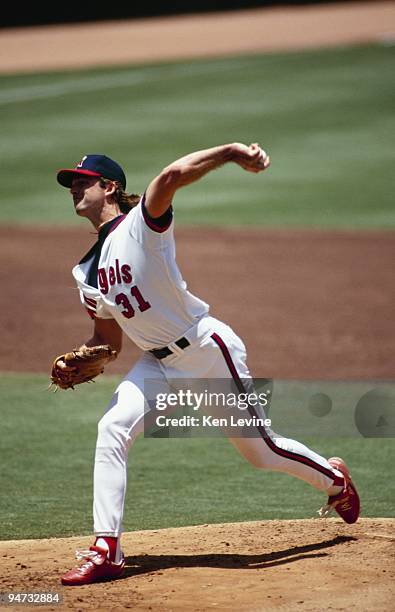 Chuck Finley of the California Angels pitches against the Detroit Tigers at Anaheim Stadium circa 1991 in Anaheim, California.