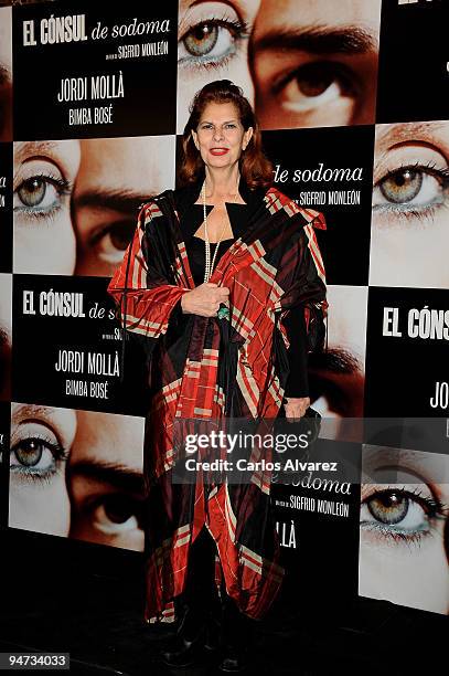 Carmen Alborch attends the "El Consul de Sodoma" premiere at Palafox cinema on December 17, 2009 in Madrid, Spain.