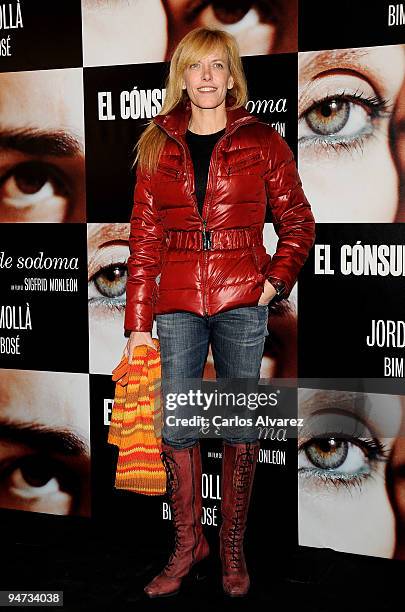 Spanish actress Carmen Conesa attends the "El Consul de Sodoma" premiere at Palafox cinema on December 17, 2009 in Madrid, Spain.