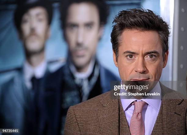 Actor Robert Downey Jr. Attends the premiere of "Sherlock Holmes" at the Alice Tully Hall, Lincoln Center on December 17, 2009 in New York City.