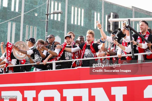 Steven Bergwijn of PSV, Joshua Brenet of PSV, Bart Ramselaar of PSV, Luuk de Jong of PSV, Luuk Koopmans of PSV, Hirving Lozano of PSV leaving the...