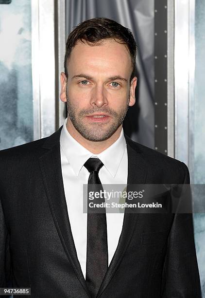 Actor Jonny Lee Miller attends the premiere of "Sherlock Holmes" at the Alice Tully Hall, Lincoln Center on December 17, 2009 in New York City.