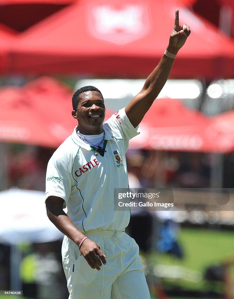 South Africa v England - 1st Test Day Three