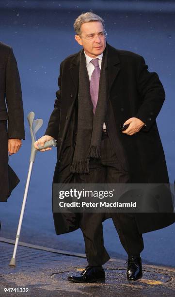 Columbian President Alvaro Uribe arrives for the final day of the UN Climate Change Conference on December 18, 2009 in Copenhagen, Denmark. World...