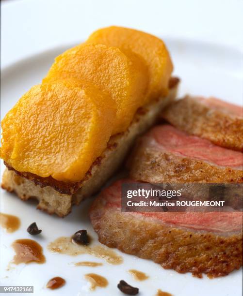 Le colvert des marais aux graines de chicorée, pain perdu aux gros cubes de potiron comme des pommes au four bacon, grand-mère.