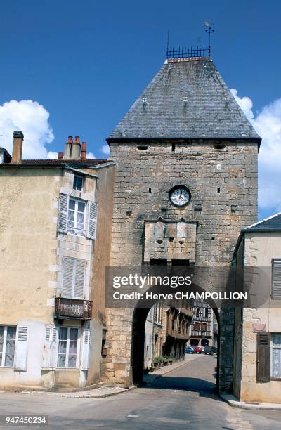 Noyers-sur-Serein.