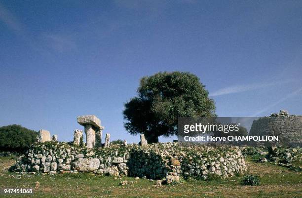 The Balearic Islands, the ruins of the Talayot village of Trepuco, on the island of Minorca. Espagne: Les Baléares, les ruines du village talayotique...