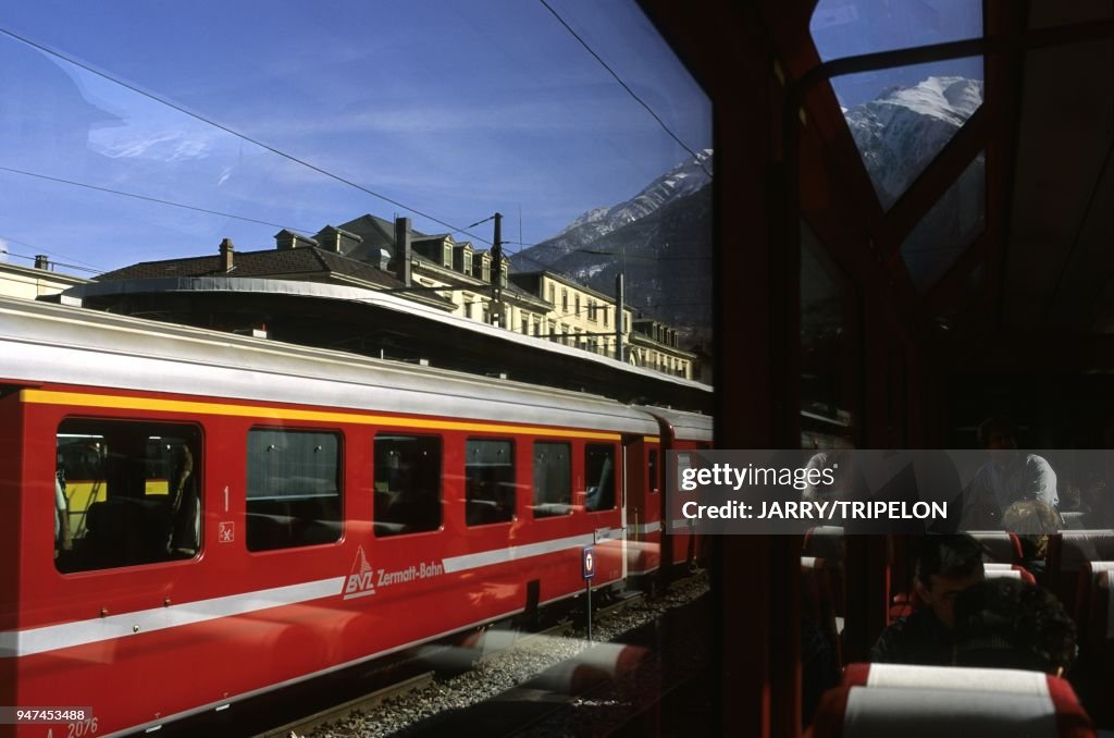 TRAIN LE GLACIER EXPRESS, SUISSE