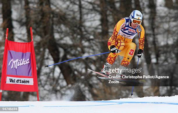 Emily Brydon of Canada takes 7th place during the Audi FIS Alpine Ski World Cup Women's Super Combined on December 18, 2009 in Val d'isère, France.