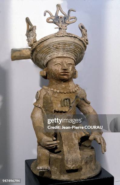 Royal effigy discovered with two other ones in the sepulture XXXVII-4 of structure 26, representing some members of the Copan dynasty. Museum of...