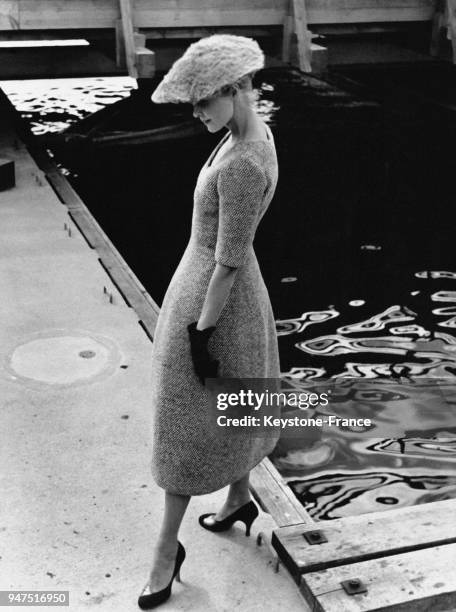 Robe de jour en laine noire et blanche, Stockholm le 16 novembre 1955.