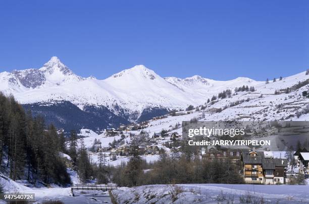 Vallee de l Aigue Blanche, Molines, Parc Naturel Regional du Queyras, departements des Hautes-Alpes, region Alpes-Provence-Cote d Azur, France Aigue...