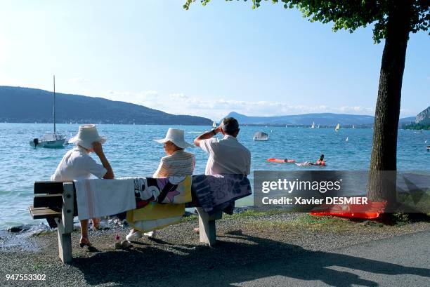 France, Haute-Savoie, Le lac d'Annecy, Haute-Savoie, Alpes, France. Chaque année, la période estivale amène de nombreux touristes attirés par la...