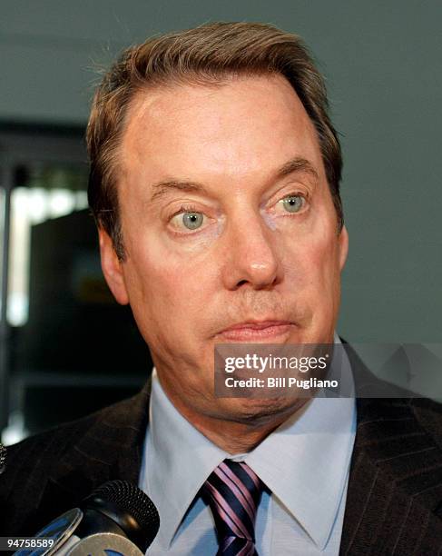 Ford Chairman Bill Ford Jr., meets with the news media at a lunchon December 18, 2009 at the Ford Michigan Assembly Plant in Wayne, Michigan. The...