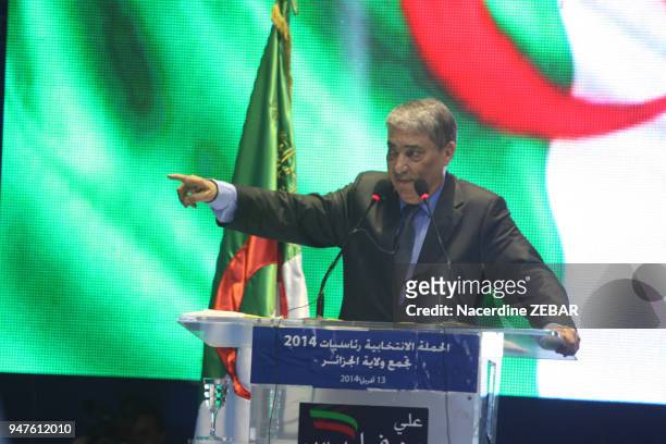 Discours d'Ali Benflis lors de son meeting de clôture de la campagne présidentielle le 13 avril 2014 à Rouiba, près d'Alger, Algérie.