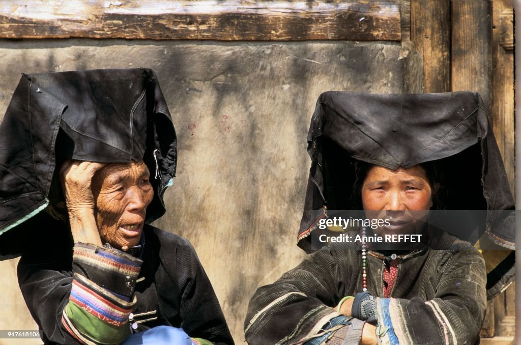 FEMMES YI, LIJIANG, YUNNAN, CHINE