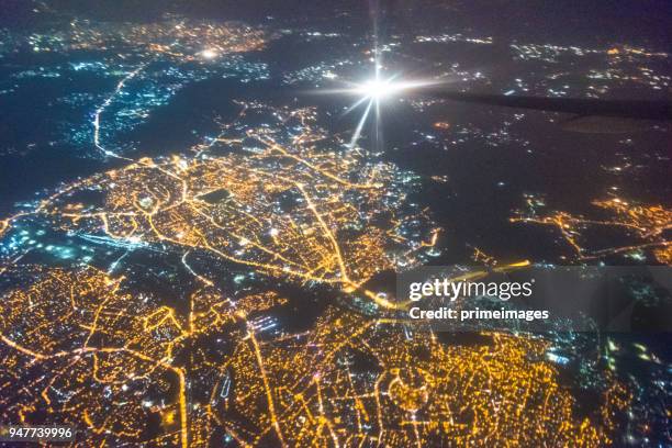 wide panoramic view of mumbai financial capital of india - indian hyderabad metro rail stock pictures, royalty-free photos & images