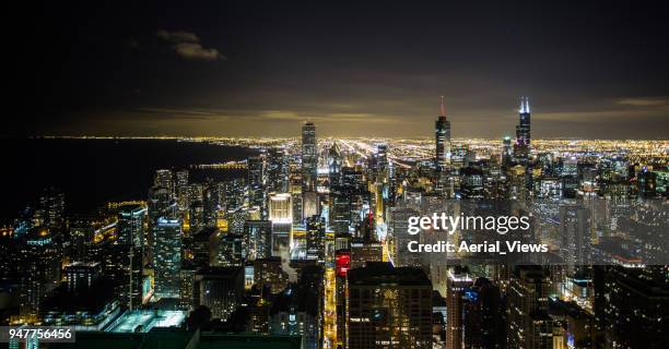 centro de chicago à noite - ambientação - fotografias e filmes do acervo