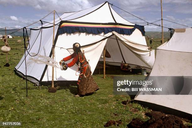 Kham province . Horse festival. Tibet : provine du Kham . Festival du cheval.