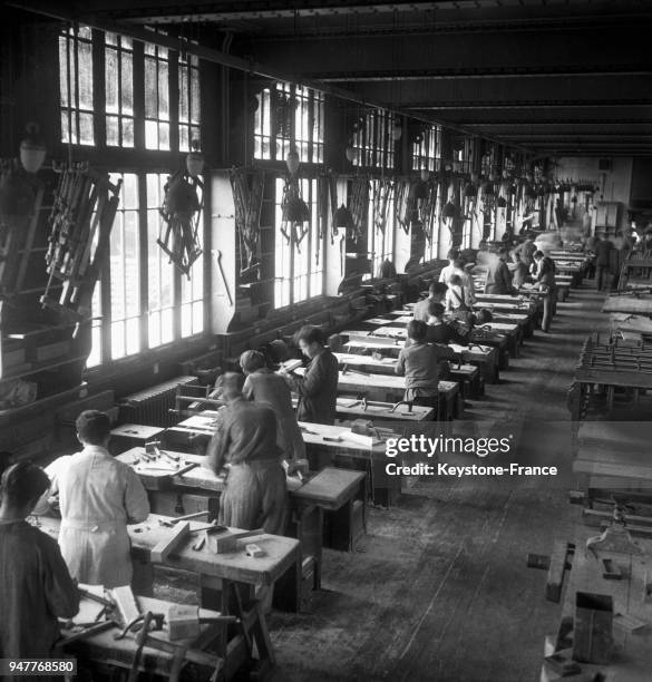 Vue générale d'un atelier dans un centre d'apprentissage en France.