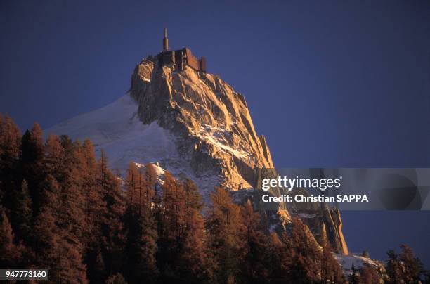 Le sommet de l'aiguille du Midi, en Haute-Savoie, France.