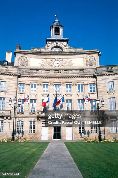 HOTEL DE VILLE D'ALENCON, NORMANDIE, FRANCE.