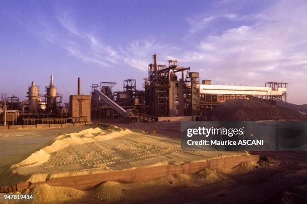 Usine d'uranium de la SOMAIR , Niger.