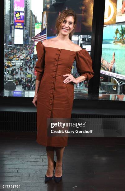 Actress Kate Walsh visits 'Extra' at R Lounge at the Renaissance Hotel on April 17, 2018 in New York City.