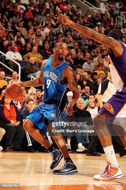Rashard Lewis of the Orlando Magic handles the ball during the game against the Phoenix Suns on December 11, 2009 at US Airways Center in Phoenix,...