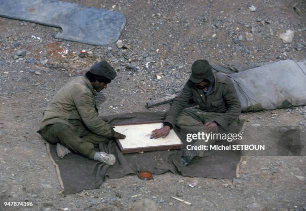 Soldats de l'armée Afghane dans la province du Logar, en Afghanistan, en janvier 1991.