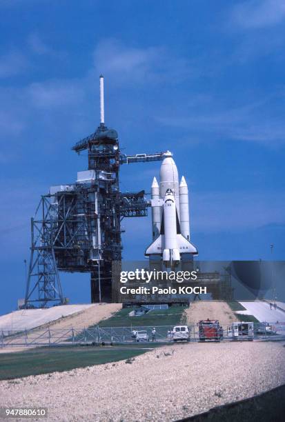 La navette spatiale Columbia avant son décollage, au Centre spatial Kennedy sur le Cap Canaveral, en Floride, aux Etats Unis, en avril 1981.