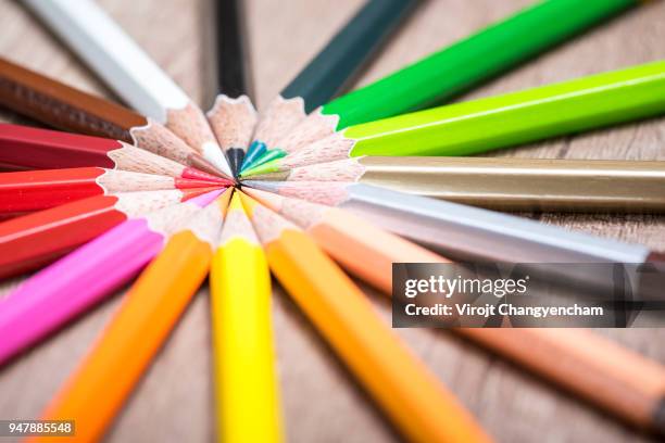 marketing target, crayon group lay in a circle - arrows in a circle stock pictures, royalty-free photos & images