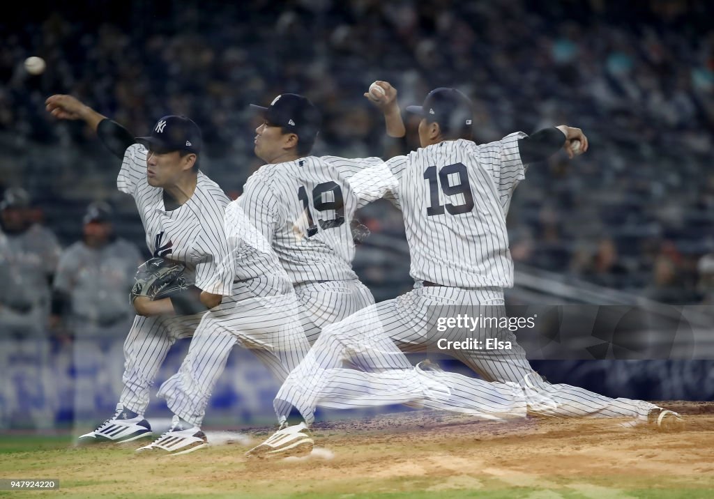 Miami Marlins  v New York Yankees