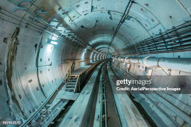 metro tunnel - train tunnel stock pictures, royalty-free photos & images