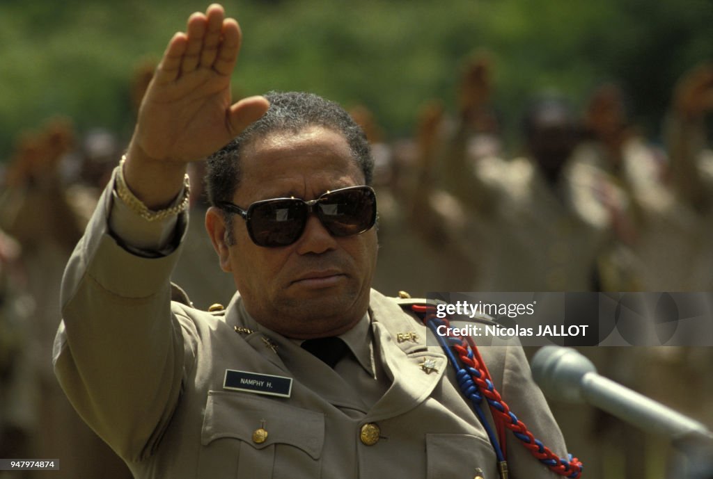 Prestation de serment du général Namphy