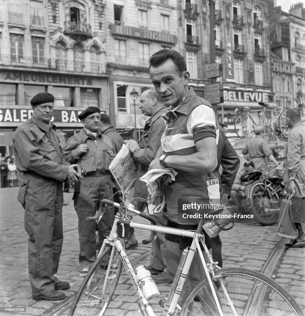 Cycliste à son arrivée à la 3e étape LilleRouen, en France le 7