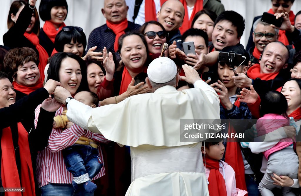 TOPSHOT-VATICAN-POPE-AUDIENCE