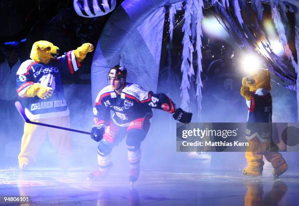 Andre Rankel of Berlin enters the ice prior to the DEL Bundesliga match between EHC Eisbaeren Berlin and Grizzly Adams Wolfsburg at O2 World stadium...